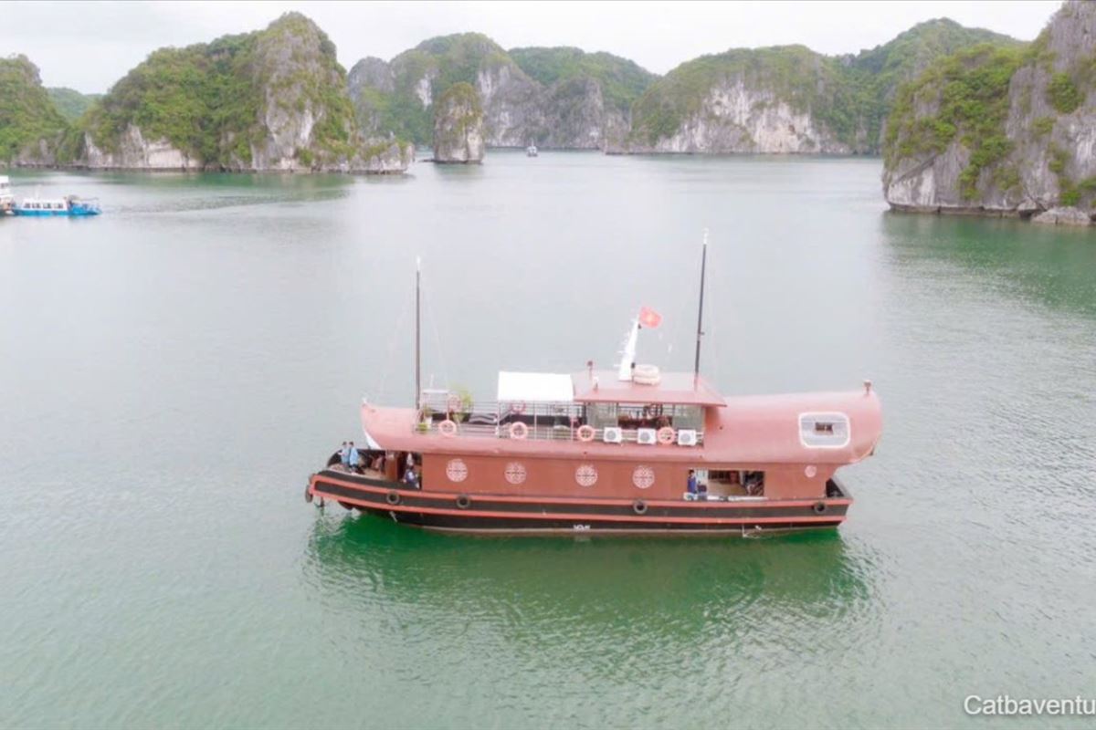 Tàu Đảo Ngọc Gia đình