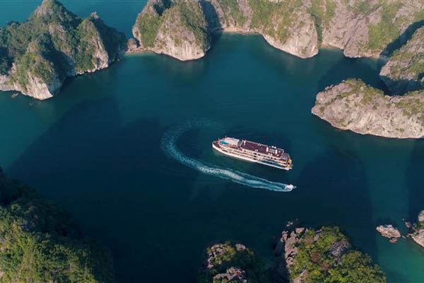 Tour Cát Bà 2 Ngày: Khám phá Vịnh Lan Hạ – Vịnh Hạ Long – Thăm Đảo Đầu Bê