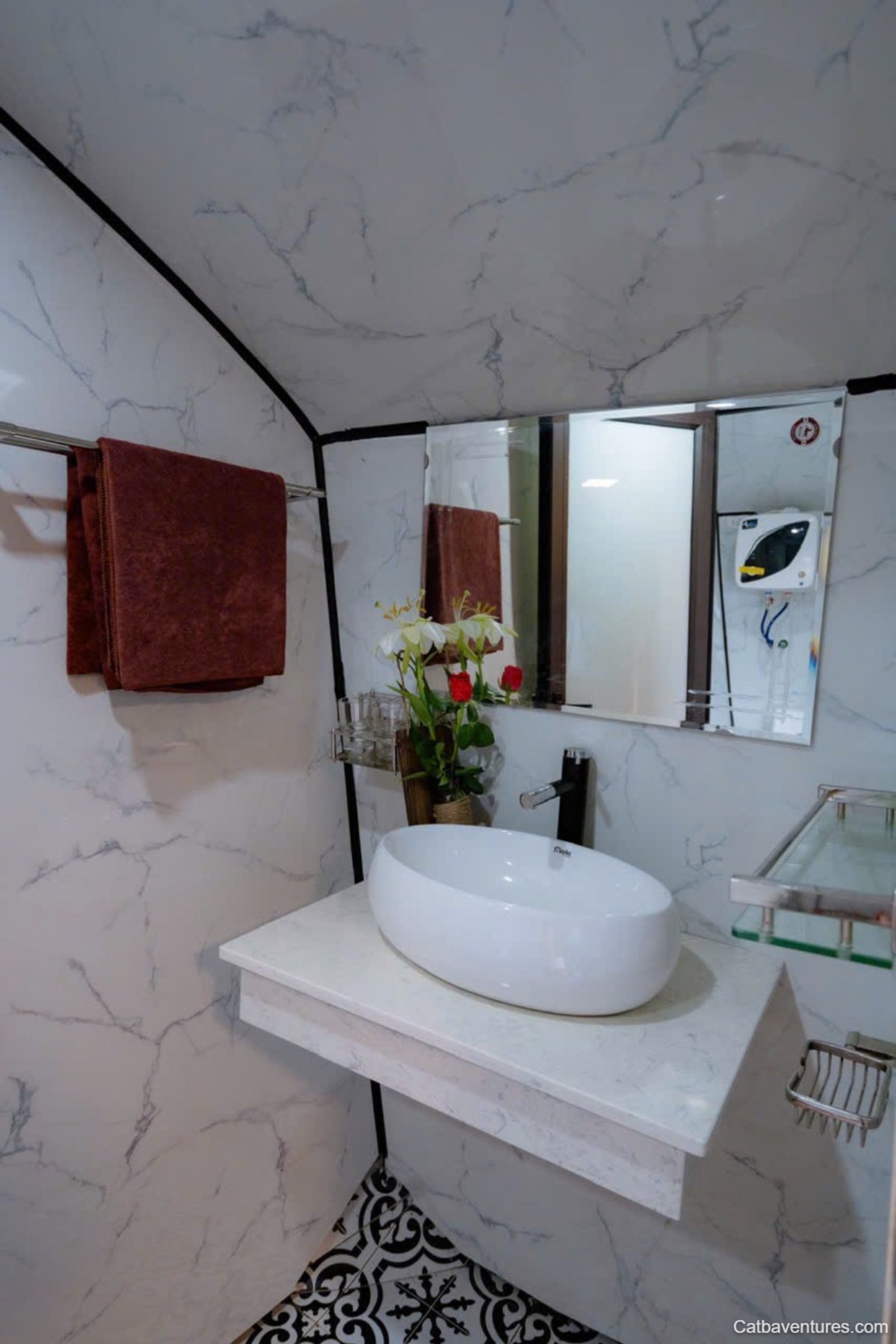 tau-du-lich-dao-ngoc-gia-dinh-004