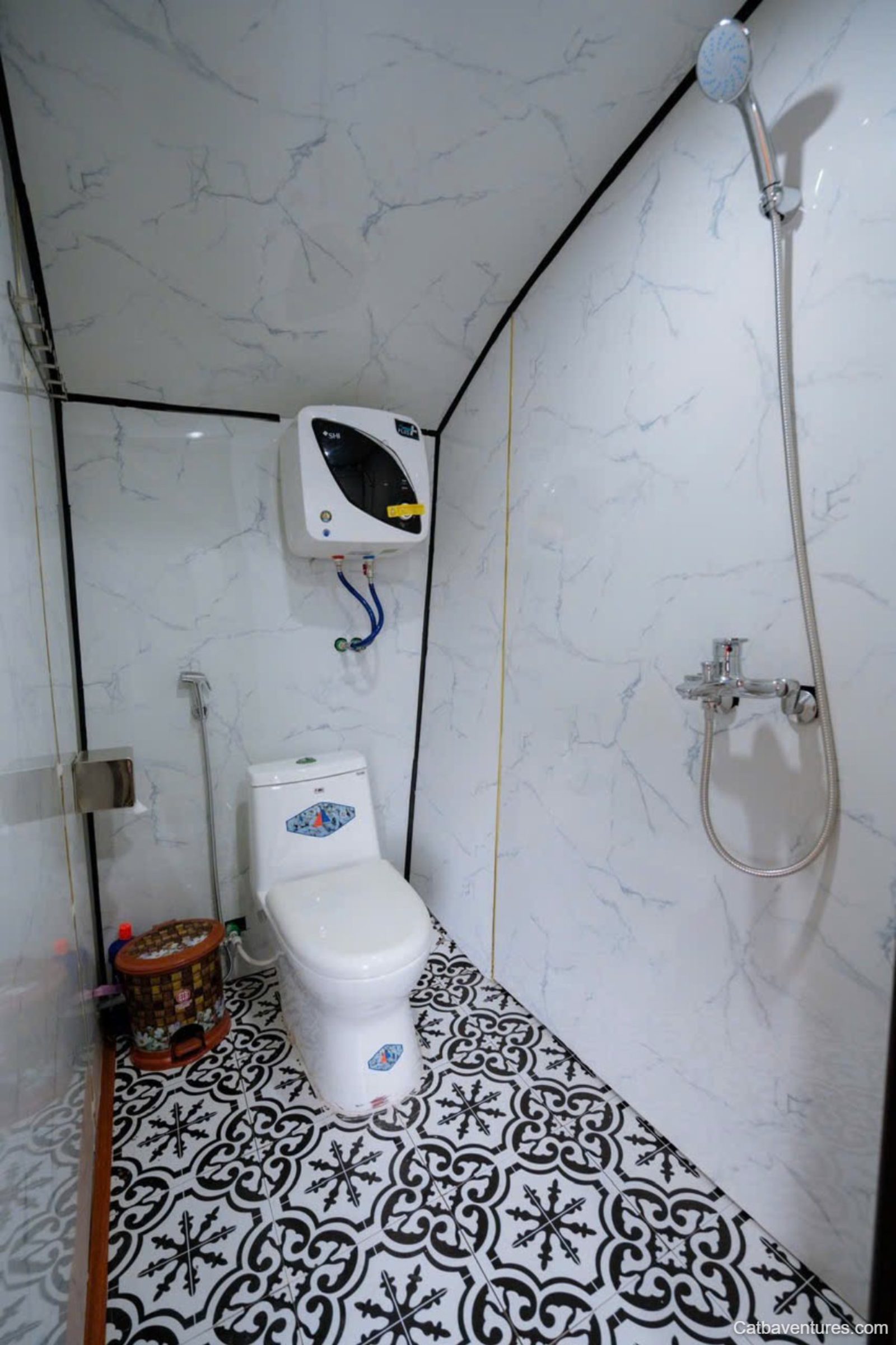 tau-du-lich-dao-ngoc-gia-dinh-005