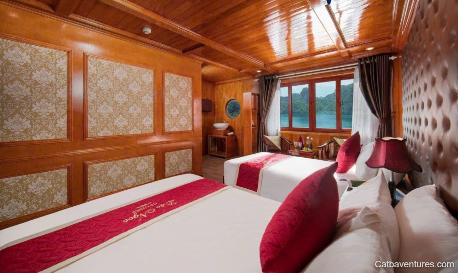 tau-du-lich-dao-ngoc-gia-dinh-006